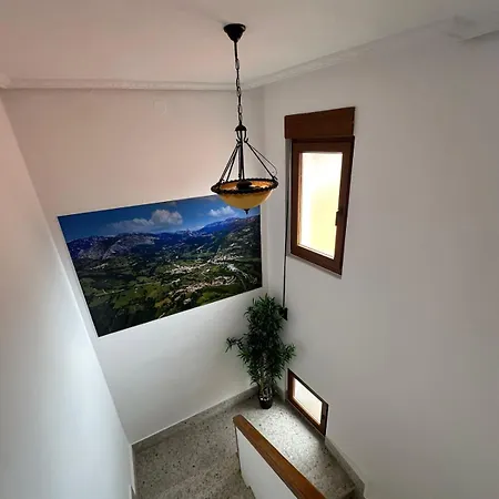 Casa Con Jardin A Pie De Playa Y Montana * Panes