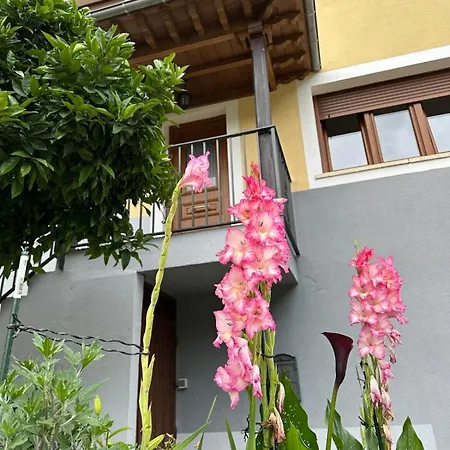 Casa Con Jardin A Pie De Playa Y Montana Feriehus *